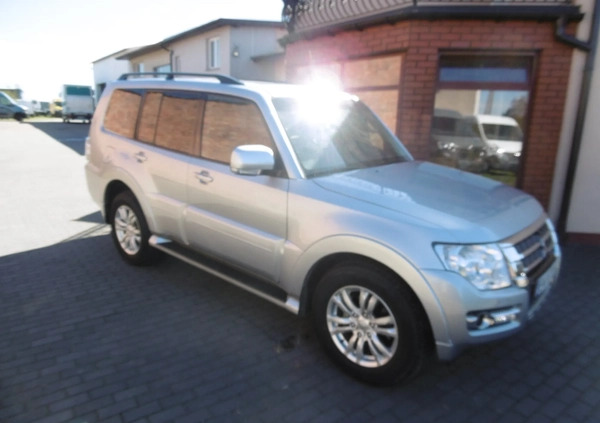 Mitsubishi Pajero cena 109000 przebieg: 30702, rok produkcji 2017 z Prudnik małe 191